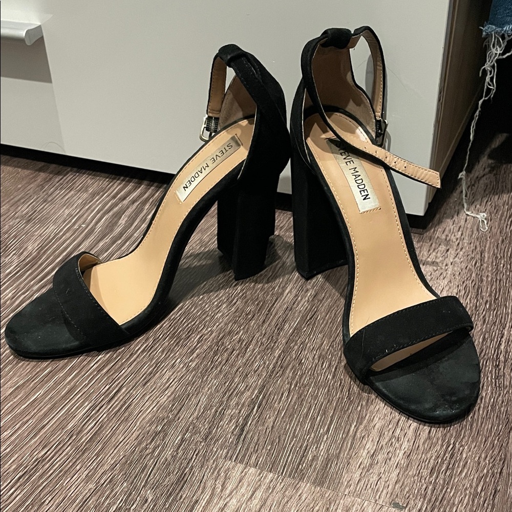 Steve Madden Black Carrson Heels